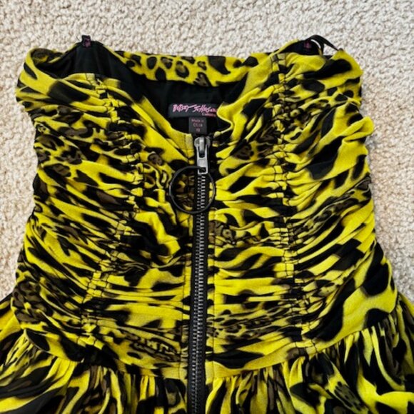 Unique Betsey Johnson Cupcake Dress, Lime Green Leopard, Size 10 (Large) - Picture 5 of 10